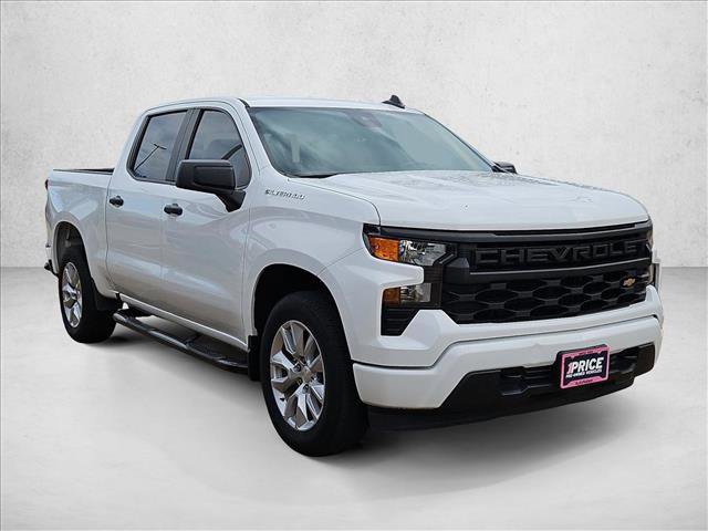 Used 2023 Chevrolet Silverado 1500 Custom image 3