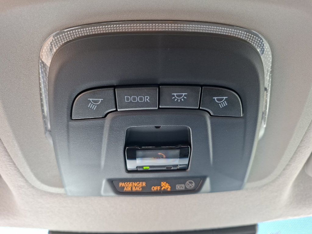 Used 2026 Toyota Corolla Cross L FWD image 25