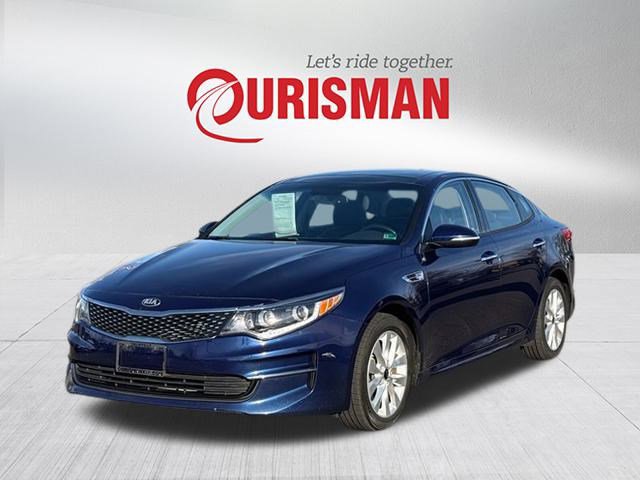 Used 2017 Kia Optima EX w/ Premium Package image 2