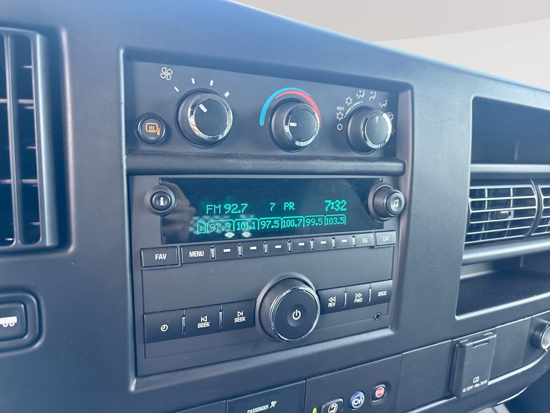 Used 2023 Chevrolet Express 3500 Extended w/ Driver Convenience Package RWD image 12