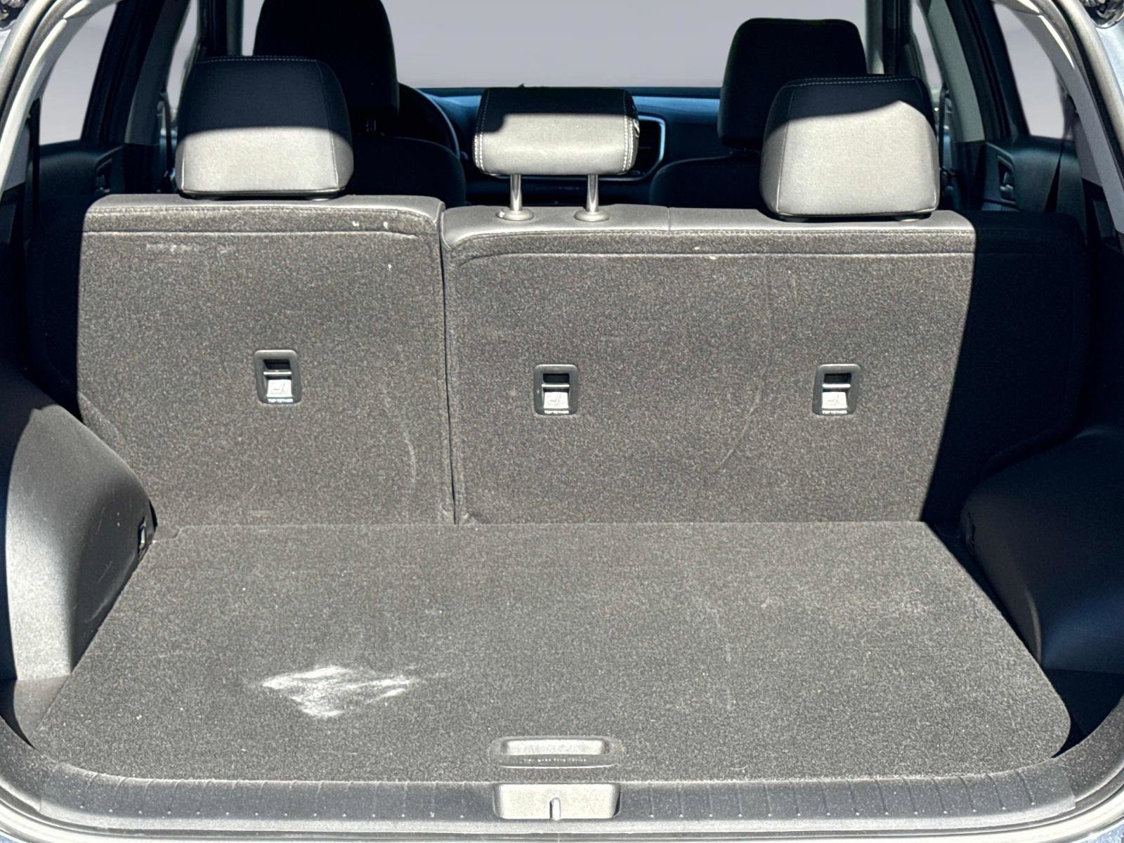 Used 2022 Kia Sportage EX image 12