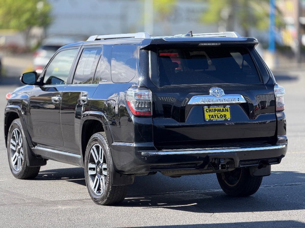 Used 2018 Toyota 4Runner Limited AWD/4WD image 20