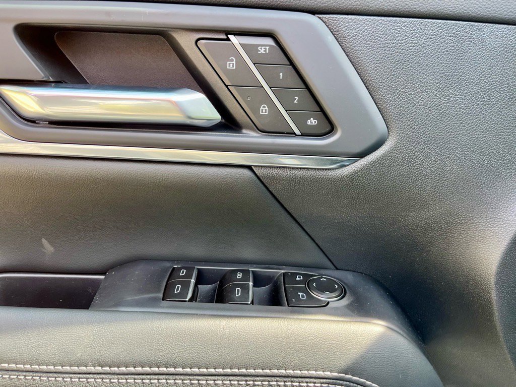 New 2026 GMC Terrain Denali w/ LPO, Floor Liner Package image 24