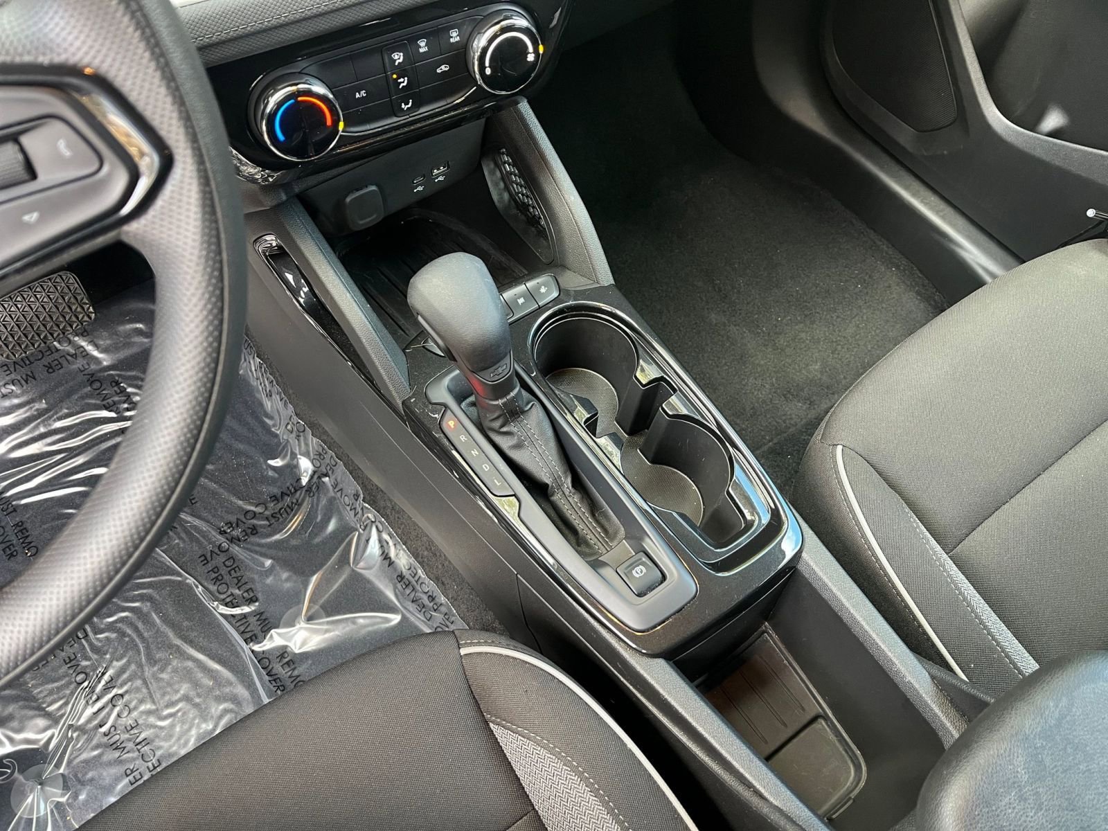 Used 2025 Chevrolet TrailBlazer LT image 37