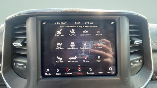 Used 2019 RAM 1500 Laramie AWD/4WD image 15