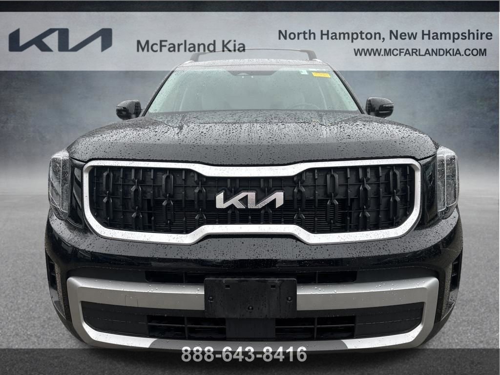 Used 2023 Kia Telluride EX w/ EX Captain's Chair Package image 9
