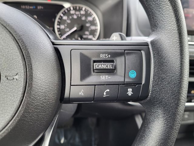 Used 2024 Nissan Rogue SV image 17