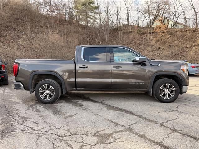 Used 2020 GMC Sierra 1500 SLE w/ SLE Value Package image 3