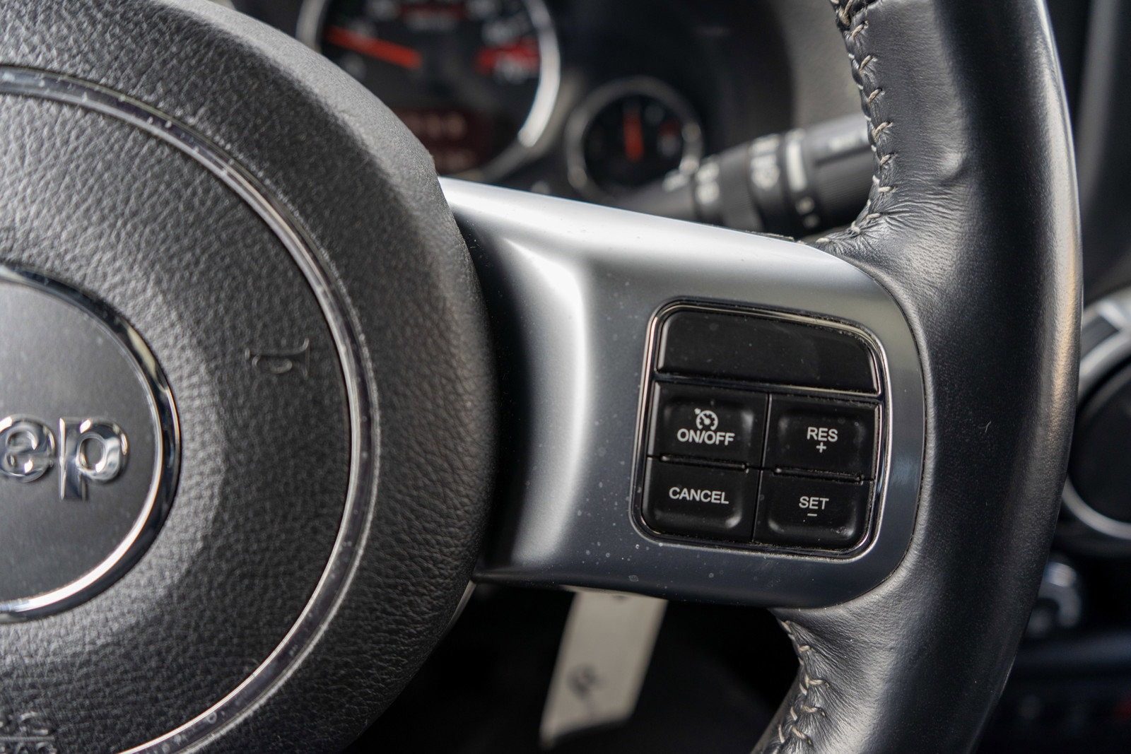 Used 2017 Jeep Wrangler Unlimited Rubicon AWD/4WD image 23