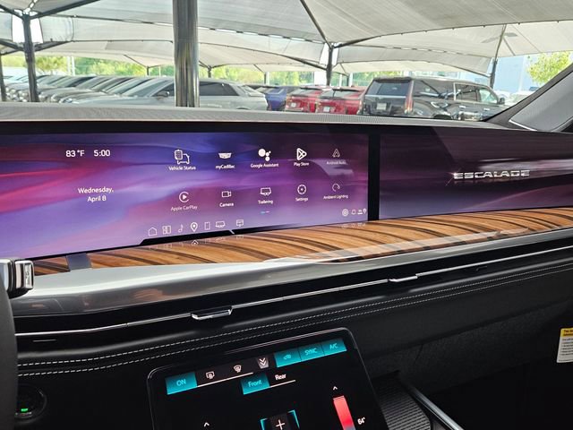 Certified 2026 Cadillac Escalade ESV Platinum Sport w/ LPO, ONYX Package AWD/4WD image 15
