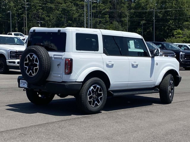 New 2026 Ford Bronco Outer Banks AWD/4WD image 3