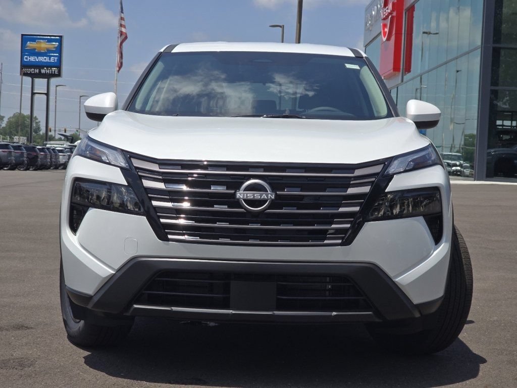New 2026 Nissan Rogue SV w/ Cold Weather Package AWD/4WD image 8