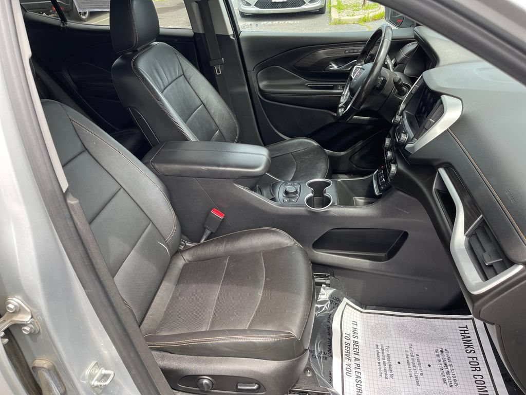 Used 2020 GMC Terrain SLT w/ Preferred Package AWD/4WD image 33