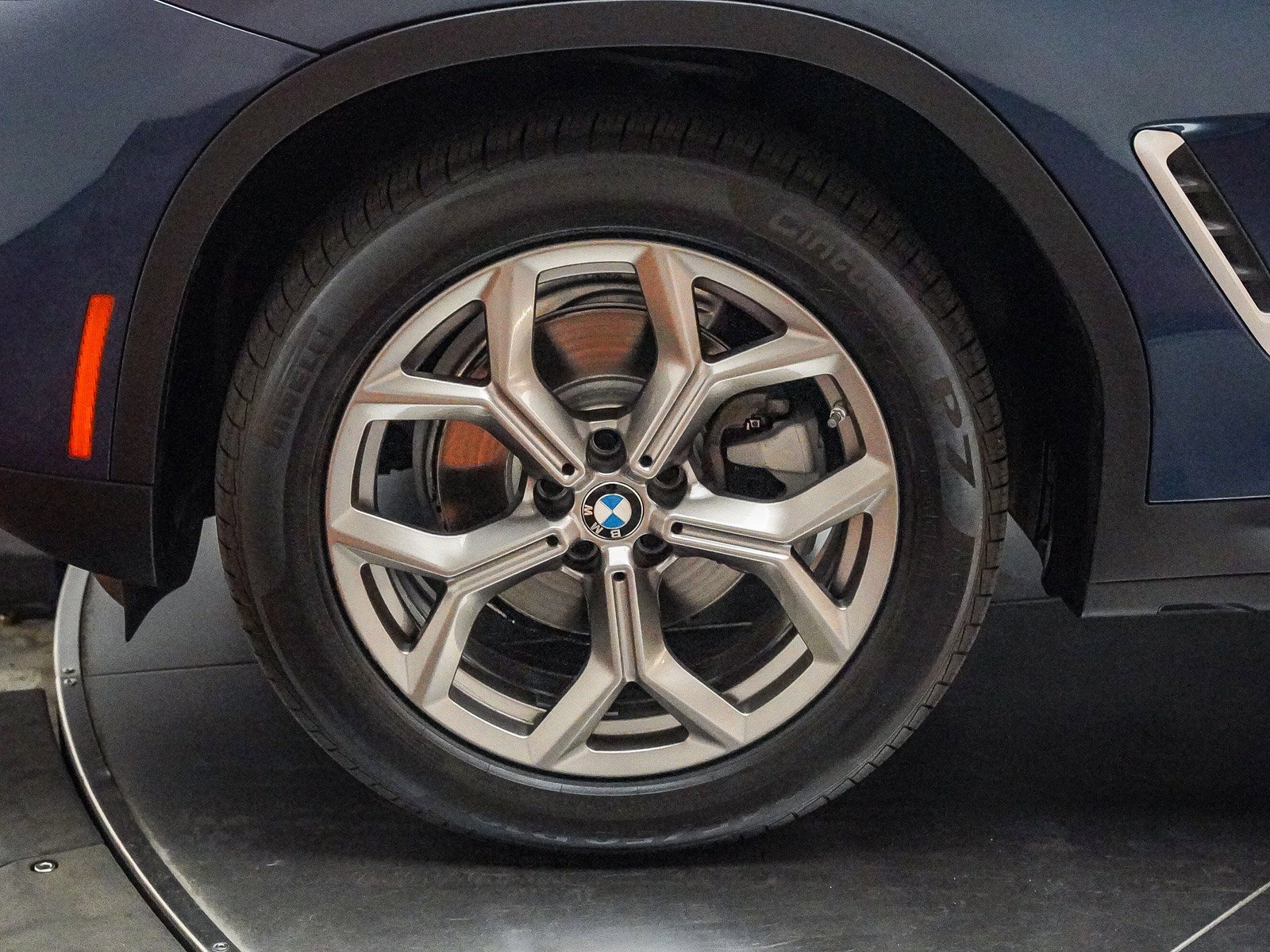 Used 2023 BMW X3 xDrive30i w/ Premium Package w/ZPA image 12