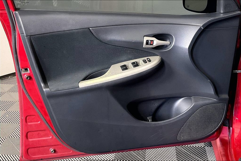 Used 2011 Toyota Corolla S FWD image 19