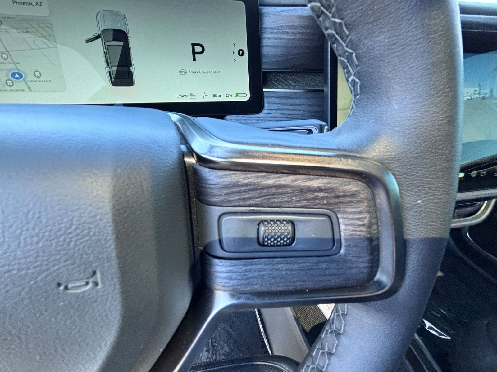 Used 2023 Rivian R1S Adventure AWD/4WD image 24