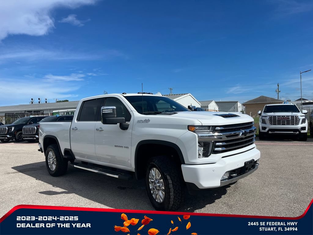 Used 2020 Chevrolet Silverado 2500 High Country w/ Technology Package AWD/4WD image 2