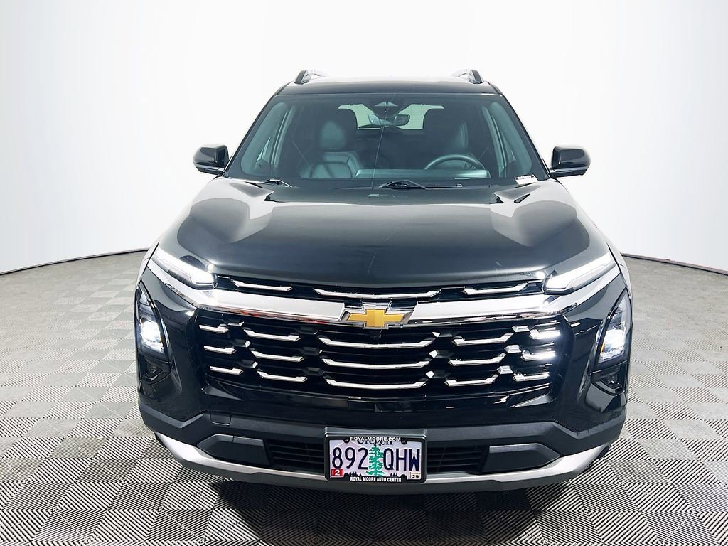 Used 2025 Chevrolet Equinox LT w/ Convenience Package II AWD/4WD image 2