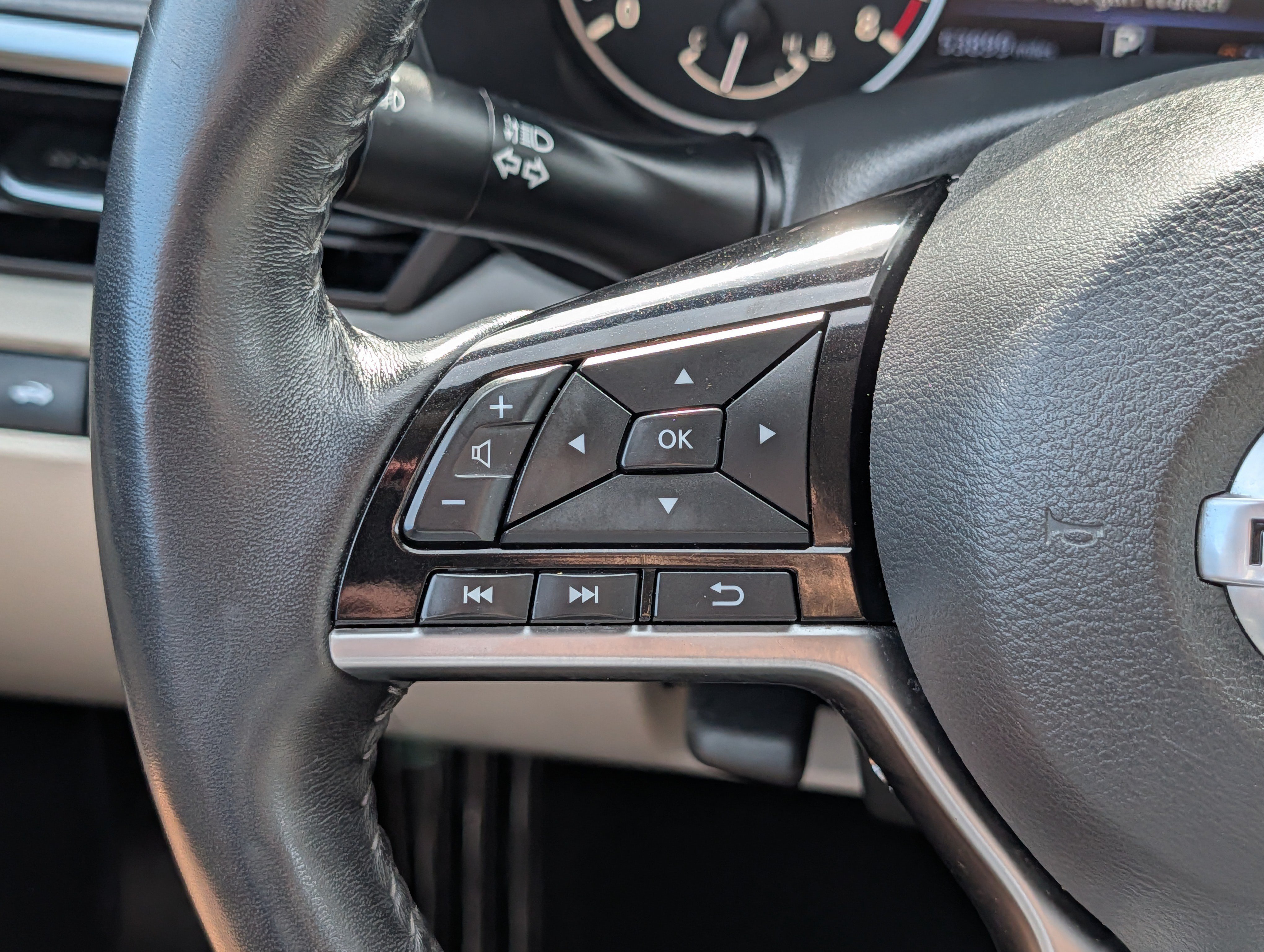 Used 2020 Nissan Altima 2.5 Platinum AWD/4WD image 31