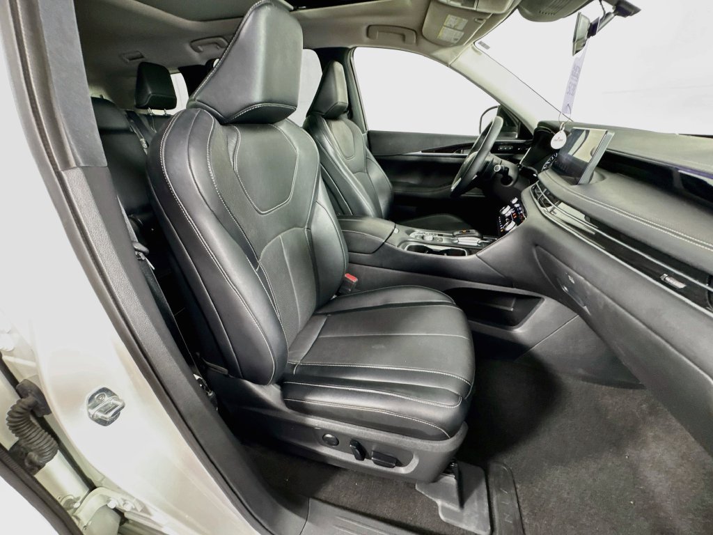 Certified 2024 INFINITI QX60 Pure FWD image 40