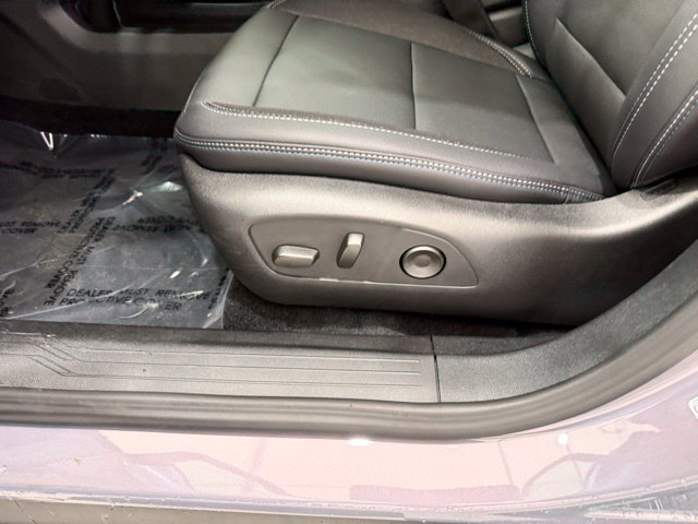 New 2026 Chevrolet Equinox EV LT FWD image 14