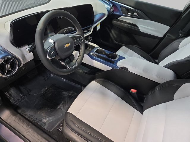 New 2026 Chevrolet Equinox EV LT w/ LPO, All-Weather Mat Package FWD image 19