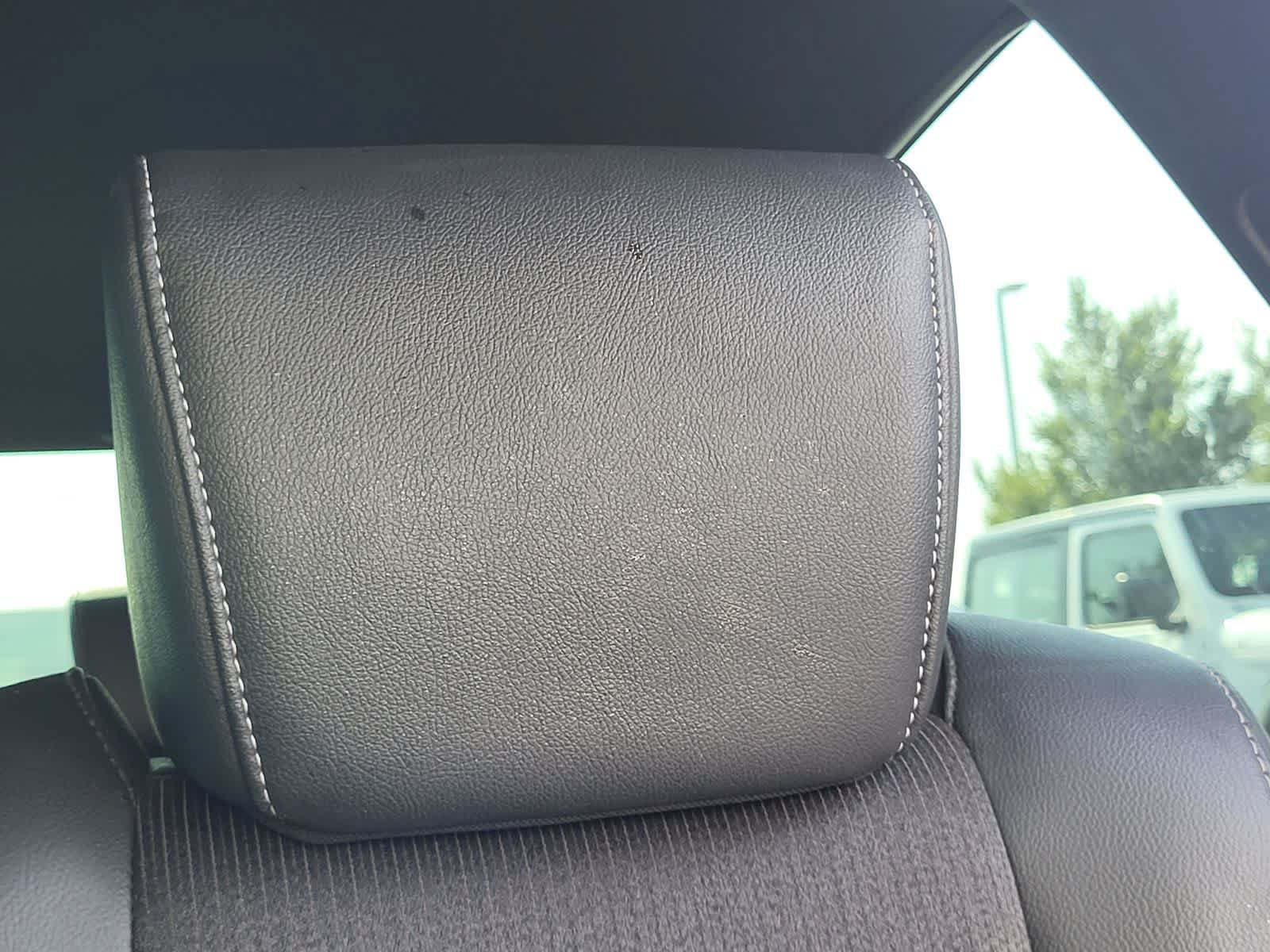 Used 2019 Honda Accord Sport image 11