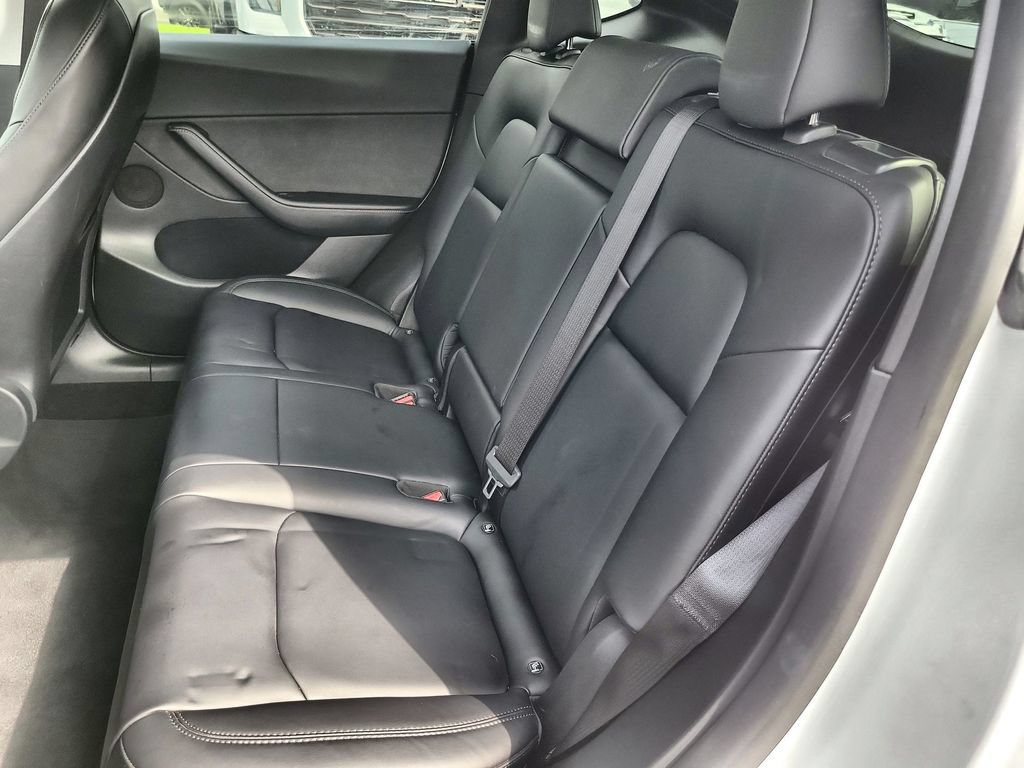 Used 2022 Tesla Model Y Performance AWD/4WD image 23