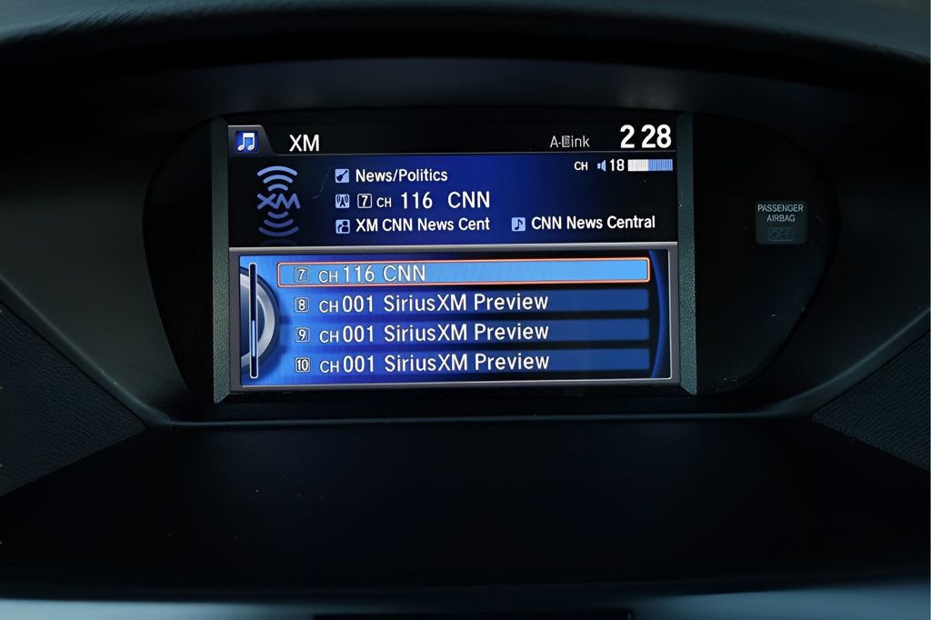 Used 2016 Acura TLX w/ Technology Package FWD image 26