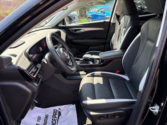 Used 2025 Buick Envision Sport Touring image 19