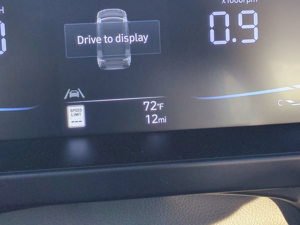 New 2026 Hyundai Elantra Sport FWD image 30