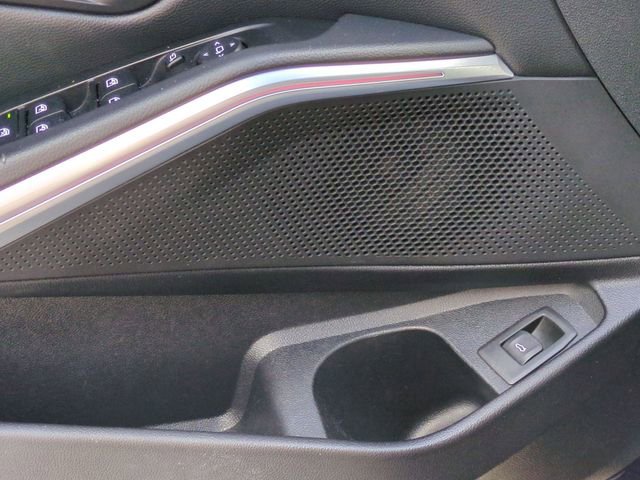 Used 2019 BMW 330i Sedan w/ Driving Assistance Package image 11