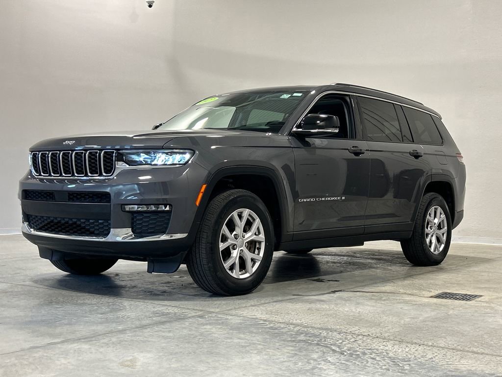 Certified 2022 Jeep Grand Cherokee L Limited w/ Trailer Tow Group (B) AWD/4WD image 2