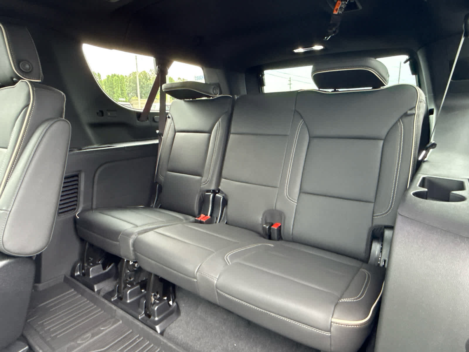 New 2026 GMC Yukon XL Elevation w/ Elevation Premium Package AWD/4WD image 28
