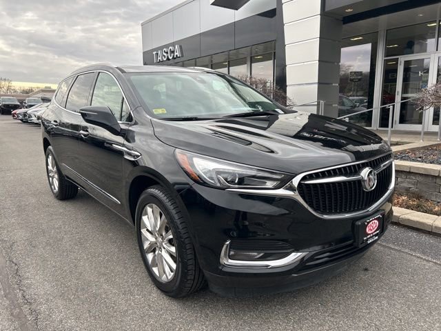 Used 2020 Buick Enclave Premium w/ Sun and Sites Package image 1