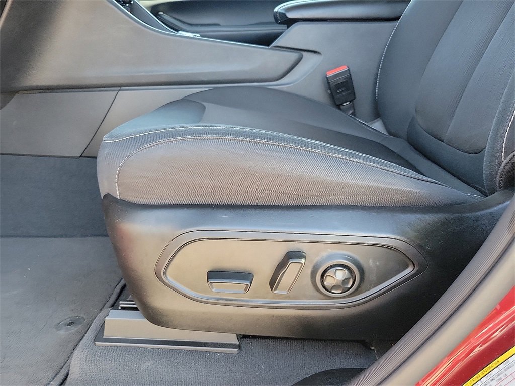 Used 2023 Jeep Grand Cherokee L Laredo image 12