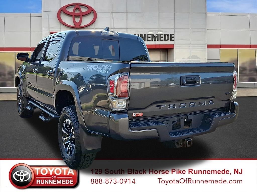 Used 2022 Toyota Tacoma TRD Sport AWD/4WD image 4