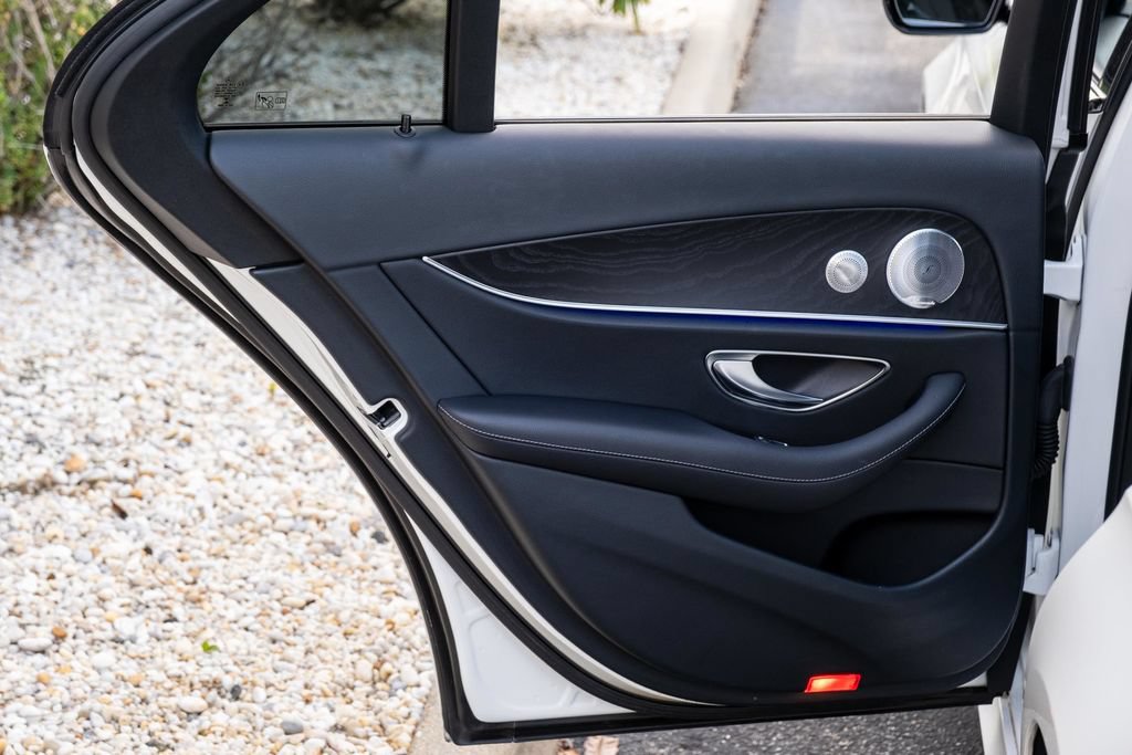 Used 2019 Mercedes-Benz E 300 image 30