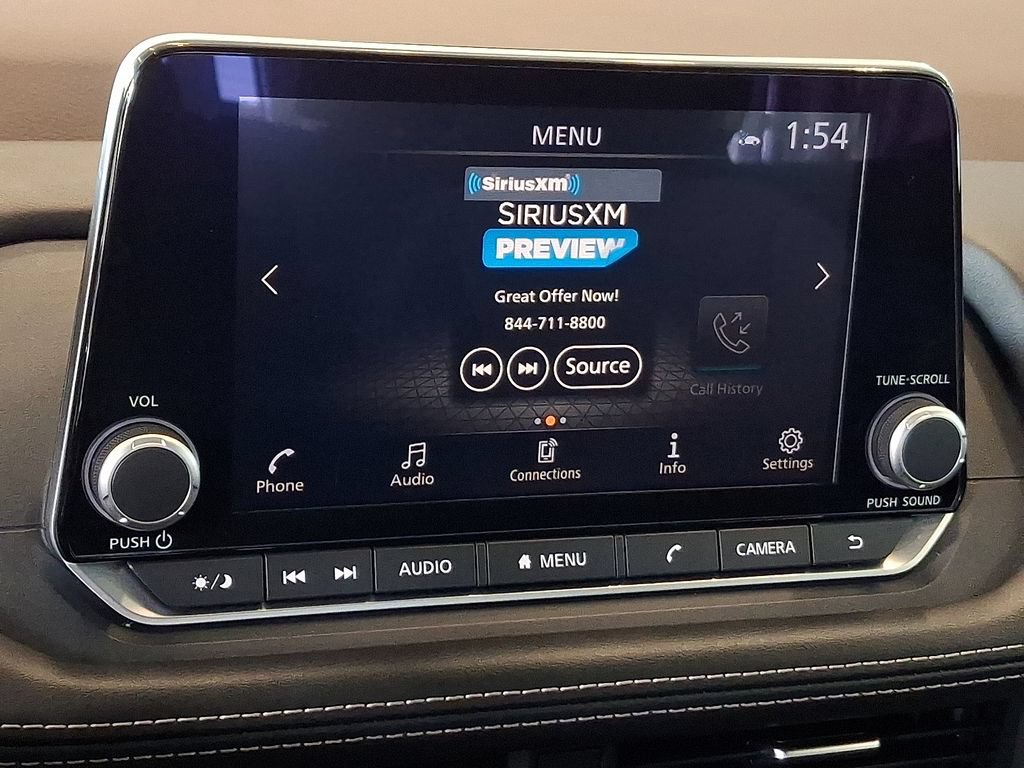 Used 2023 Nissan Rogue SV AWD/4WD image 3