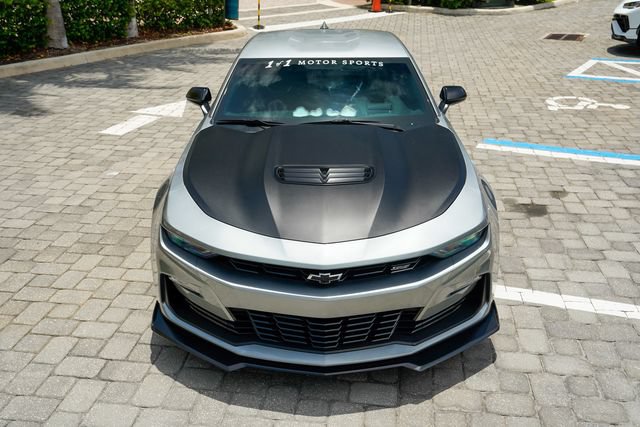 Used 2023 Chevrolet Camaro SS RWD image 5
