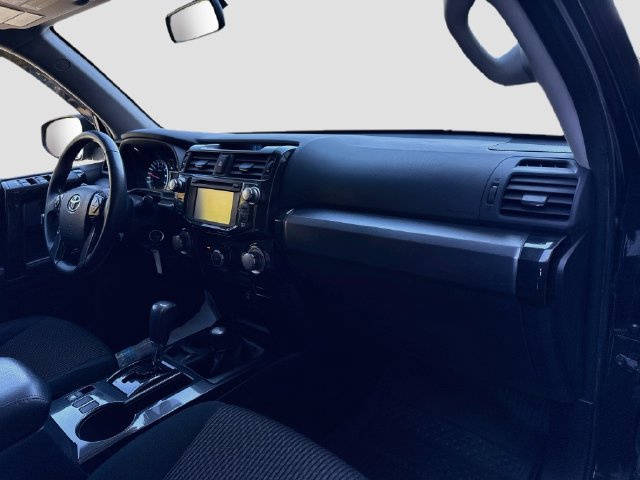 Used 2016 Toyota 4Runner Trail AWD/4WD image 28