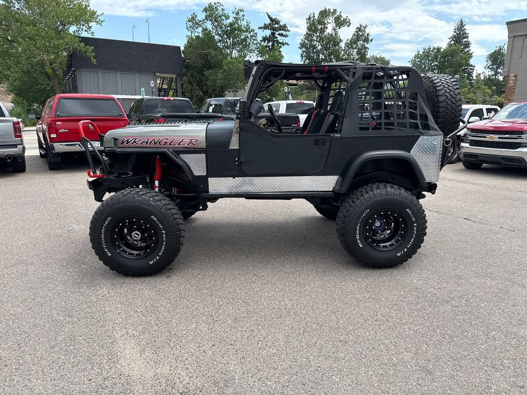Used 1989 Jeep Wrangler Sahara AWD/4WD image 4