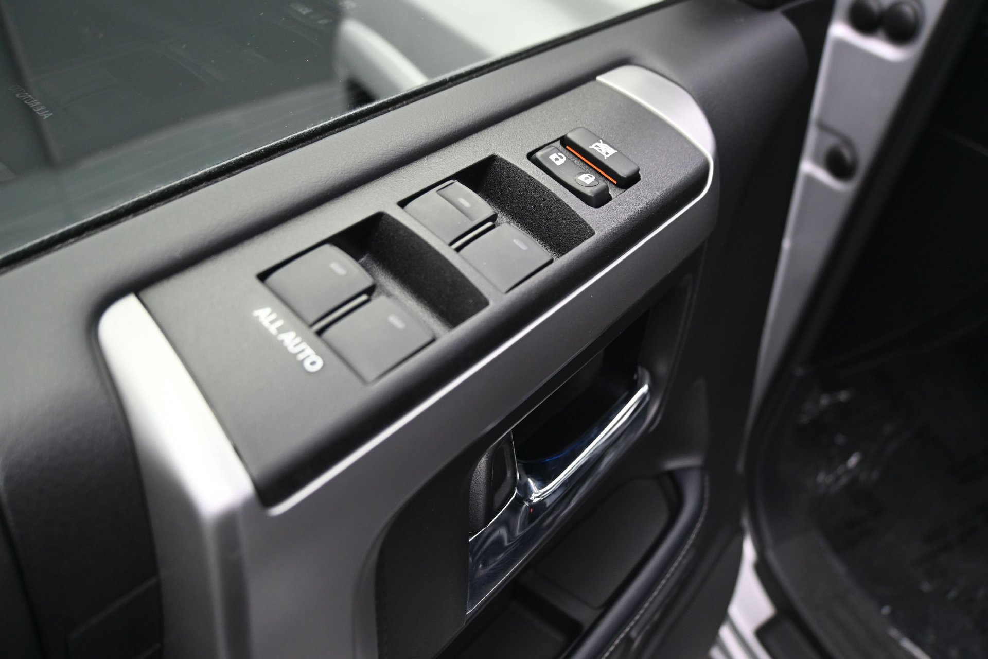 Used 2024 Toyota 4Runner Limited AWD/4WD image 20