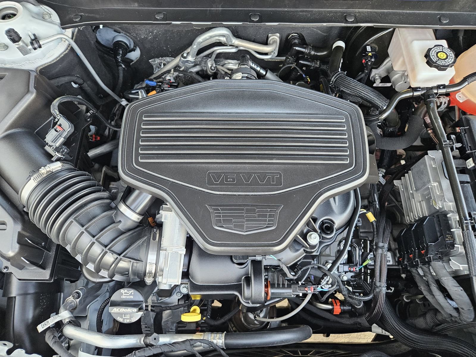 Certified 2025 Cadillac XT6 Premium Luxury image 34