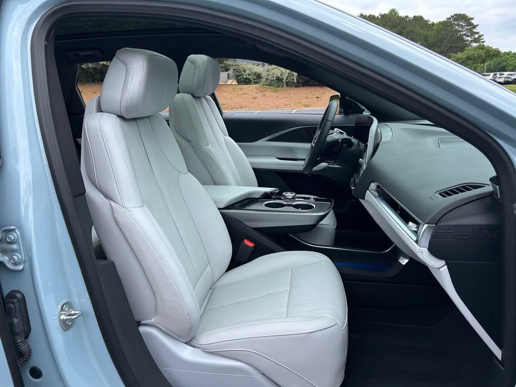 Used 2025 Cadillac Lyriq Sport RWD image 49