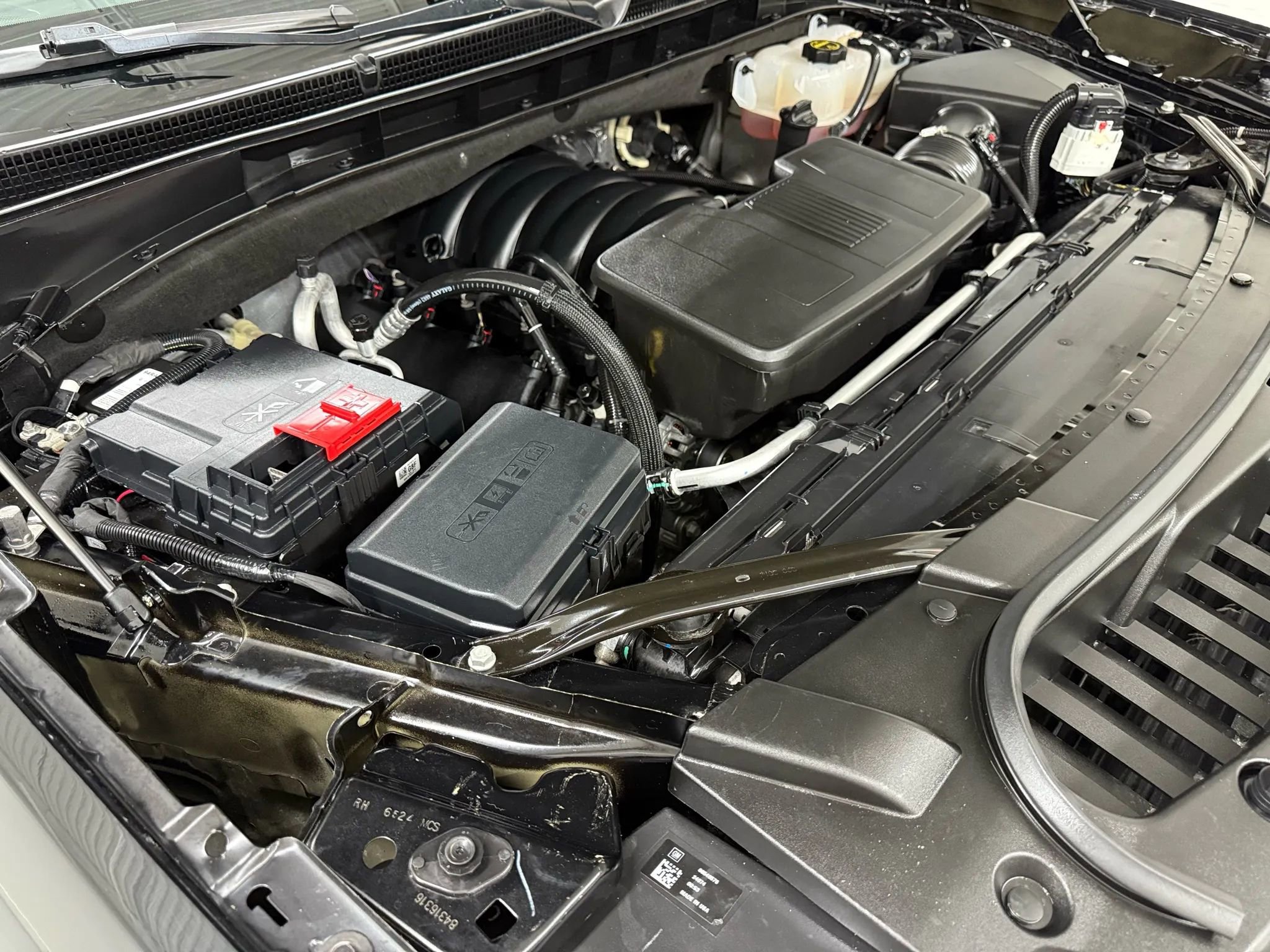 Used 2024 GMC Yukon SLT image 73