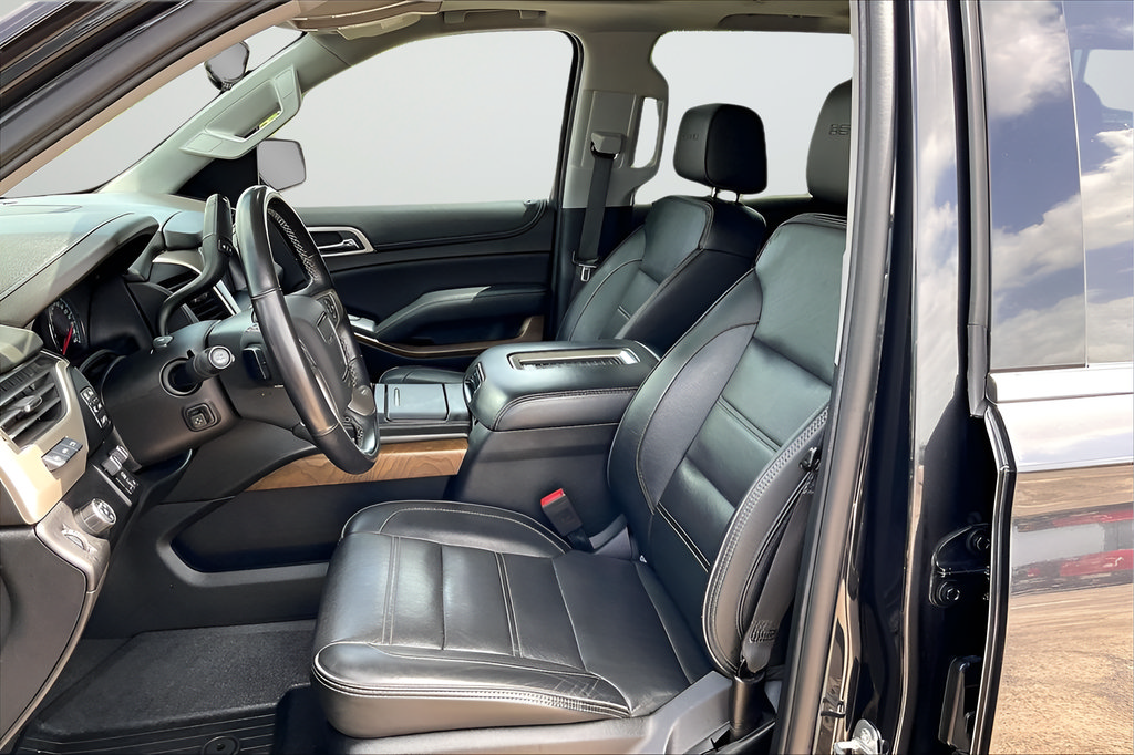 Used 2020 GMC Yukon Denali w/ Denali Ultimate Package RWD image 18