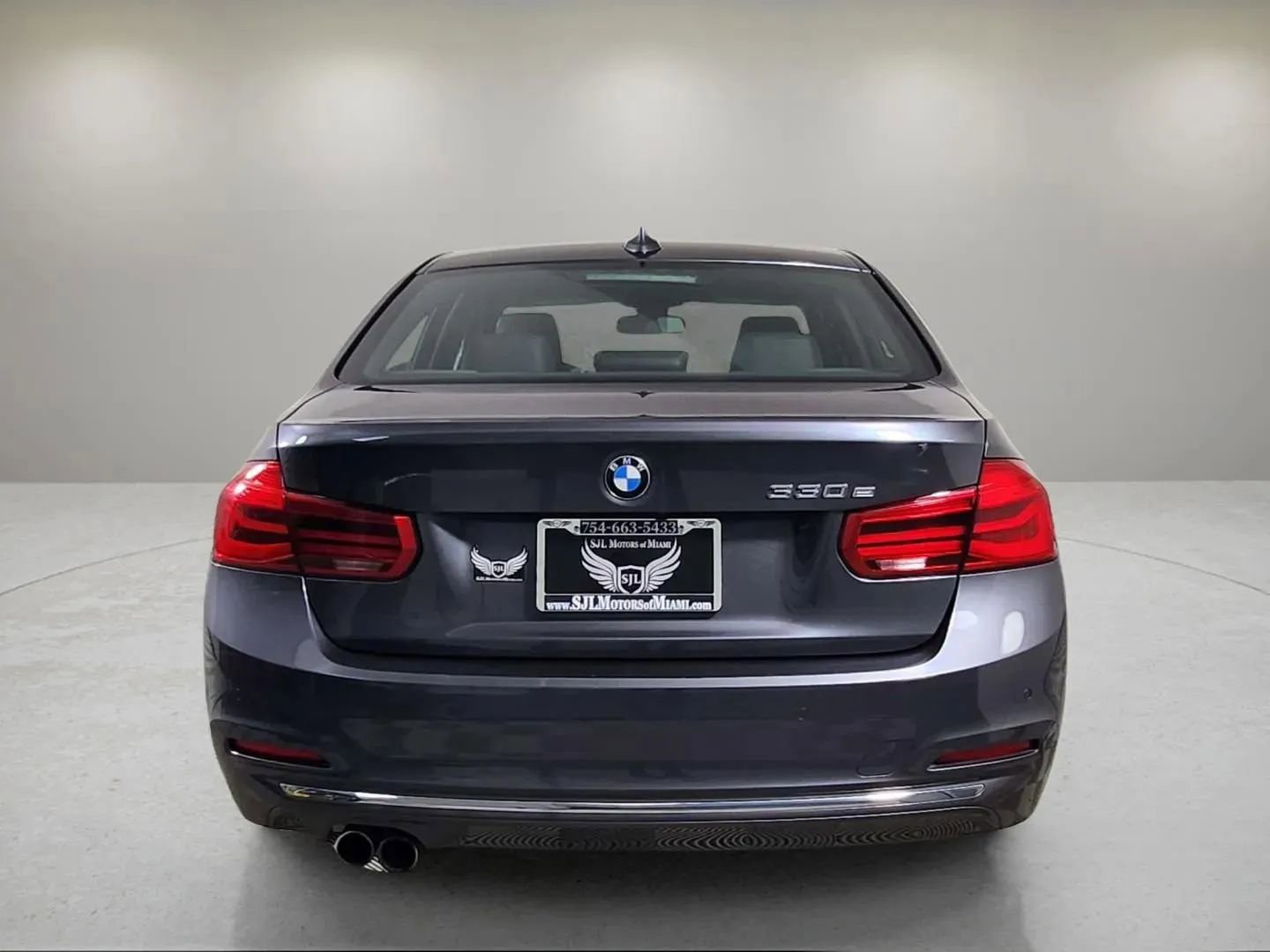 Used 2016 BMW 330e image 6
