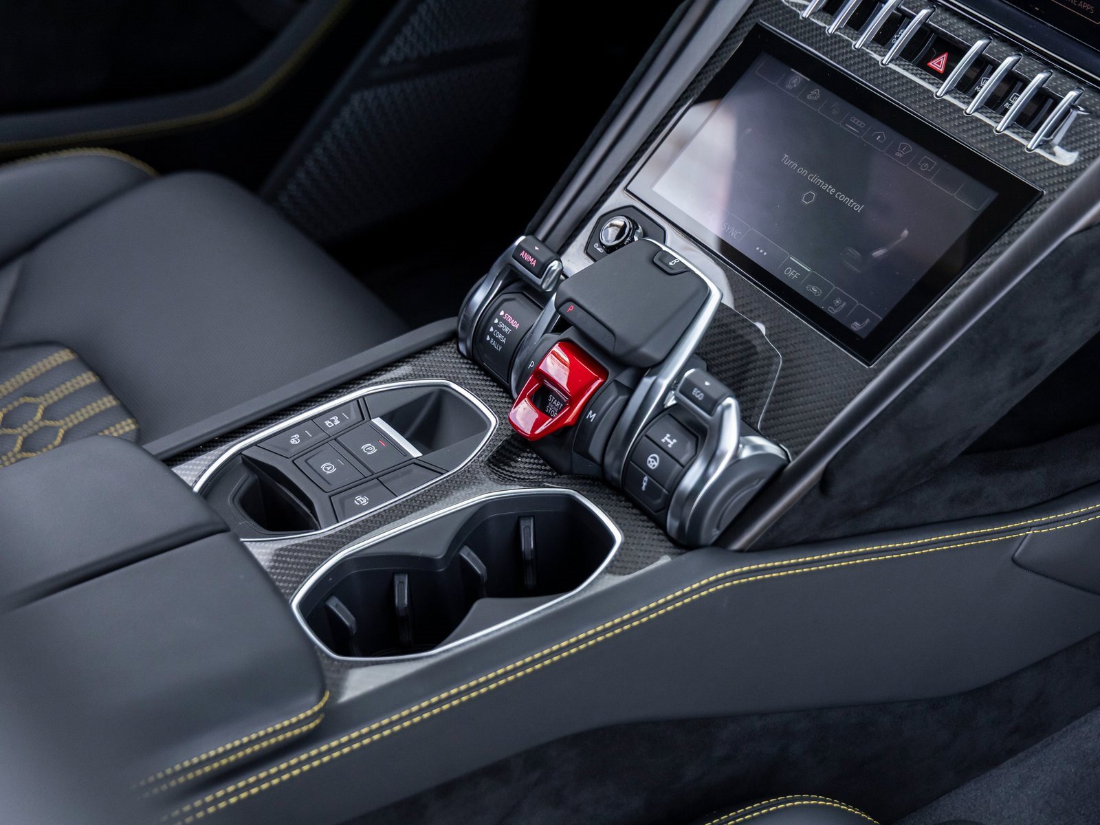 Used 2024 Lamborghini Urus Performante image 36