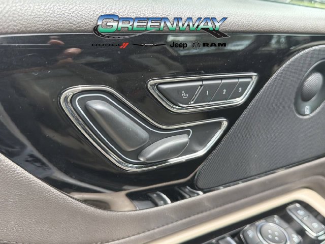 Used 2020 Lincoln Aviator Reserve w/ Equipment Group 201A RWD image 19